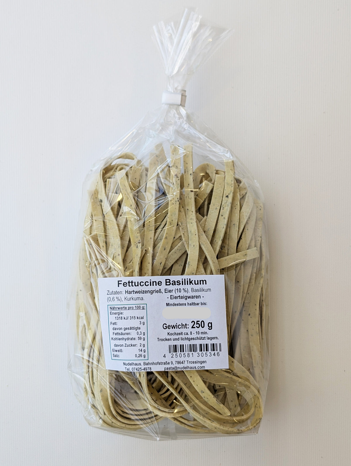Fettuccine mit Basilikum